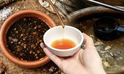 Việt Nam có thứ nước chấm được ví như “vàng lỏng” khiến cả thế giới phải đi tìm kiếm