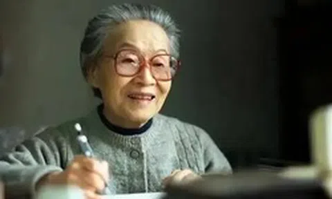 Đến tuổi xế chiều mới thấm: Đời người khó nhất không phải kiếm tiền, mà là vượt qua 3 "cửa ải" này