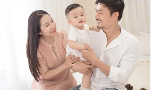 Diễn viên Duy Hưng 'Lửa trắng' tổng tài xã hội đen, vào vai ác để dạy con