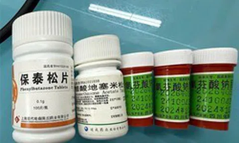 Bệnh viện Bạch Mai cảnh báo loại thuốc đã bị cấm 20 năm vẫn đang bán trên mạng, nguy cơ tử vong, nhiều người đang dùng