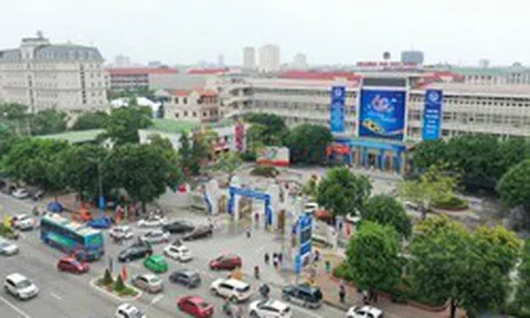 1 đại học vùng vừa đạt doanh thu gần 800 tỷ đồng, sở hữu 51 Giáo sư, Phó Giáo sư, 251 Tiến sĩ, hướng tới mục tiêu vào top 500 trường hàng đầu châu Á