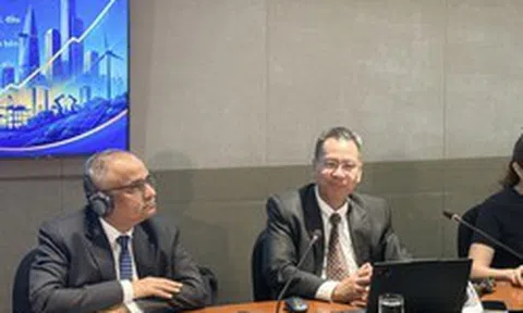 ADB: Việt Nam tăng trưởng tích cực nhưng cần nhanh chóng nâng cao năng suất