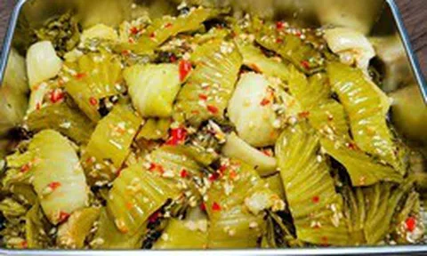 Cặp vợ chồng cùng mắc ung thư vì món rau nhiều người Việt cứ tưởng "ăn càng nhiều càng khỏe"
