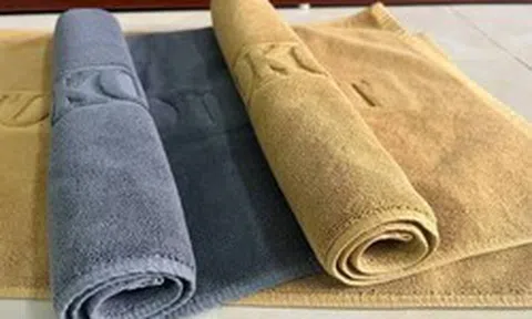 Vì sao khăn mặt dùng lâu lại cứng?