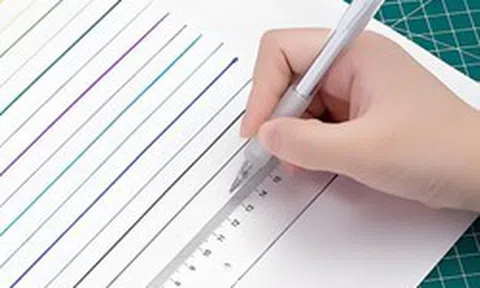 Bí mật của cạnh vát chéo trên chiếc thước kẻ nhựa