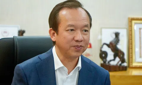 CEO PNJ nói gì khi giá cổ phiếu liên tục lao dốc?