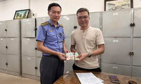 Phát hiện 273 tờ tiền từ 50.000-500.000 đồng nằm chơ vơ trên chuyến tàu về ga Hà Nội: Nhân viên nhà ga lập tức xác minh