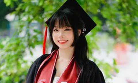 Nữ sinh Ngoại thương tốt nghiệp sớm loại xuất sắc, có bài báo quốc tế Q1 ở tuổi 22