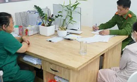 Thủ đoạn bơm sữa đậu nành vào niệu đạo để 'vẽ bệnh': Bác sĩ chỉ rõ hậu quả khó lường