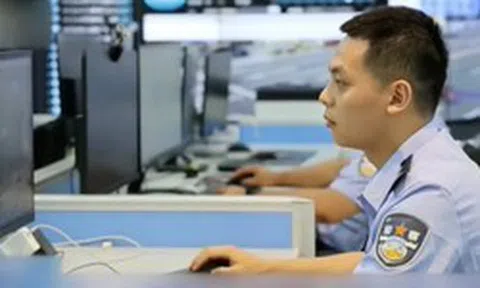 Khám xét nhà, bắt giữ người đàn ông SN 1996 đặt hơn 100 đơn hàng online