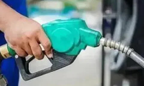 Bộ Công Thương yêu cầu tăng cường kiểm tra kinh doanh bán lẻ xăng dầu