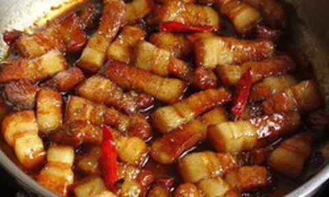 3 thói quen khi kho thịt cần bỏ ngay