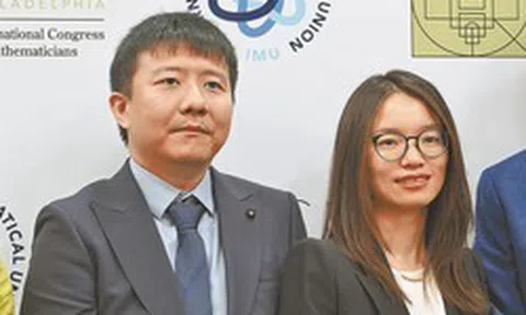 Đôi bạn cùng trường ĐỈNH nhất thời điểm hiện tại!