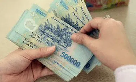 Thanh niên SN 2005 chuyển khoản thành công 55 triệu đồng liền báo công an ngay, cơ quan chức năng mời Nguyễn Thị Nhàn ở Hà Nội tới làm việc