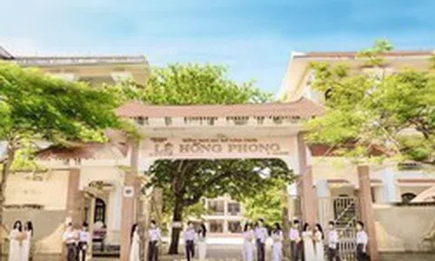 SẮP XẾP giảm khoảng 50% đầu mối trường học; hình thành cơ sở giáo dục quy mô lớn