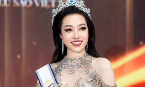 Sở Văn hóa nói gì vụ á hậu say xỉn ném đá vào nhà dân, vương miện kim cương giả?