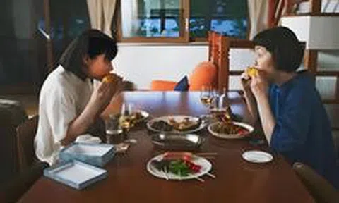 Gia đình có nền nếp tốt thường có 3 quy tắc này trong bữa cơm
