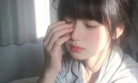 Phát hiện sớm "cả tá" ung thư chỉ nhờ 4 bất thường ít người để tâm trên đôi mắt
