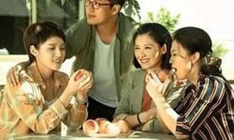 Có tuổi rồi mới nhận ra: 4 nguyên nhân sau khiến anh chị em máu mủ trở mặt thành người dưng, đau lòng nhưng là sự thật!