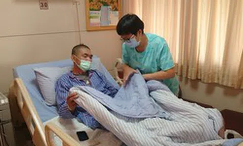 Người đàn ông 52 tuổi mắc ung thư gan: Thà nhịn đói còn hơn ăn 4 loại bữa sáng này