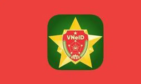 Người dân kiểm tra ngay VNeID trước ngày 15/8
