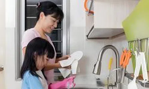 Thứ nhiều cha mẹ Việt vô tình lấy mất của con, người Do Thái lại cố giữ bằng được