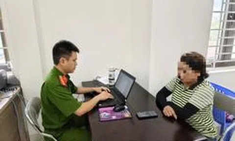 Nhận cuộc gọi video từ Zalo "Nguyễn Văn Nam", người phụ nữ SN 1966 lập tức đi trình báo công an