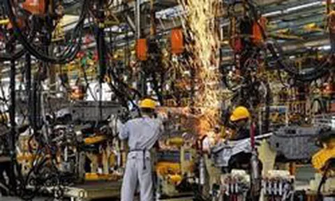PMI Việt Nam tăng cao nhất trong 5 tháng, chuyên gia chỉ ra yếu tố sẽ gắn chặt với 'vận may' của ngành sản xuất nửa cuối năm