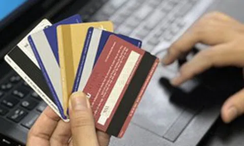 Trước ngày 30/8, tất cả người dân liên quan đến các tài khoản ngân hàng sau, khẩn trương đến công an làm việc