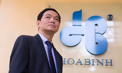 Xây dựng Hòa Bình đi lùi