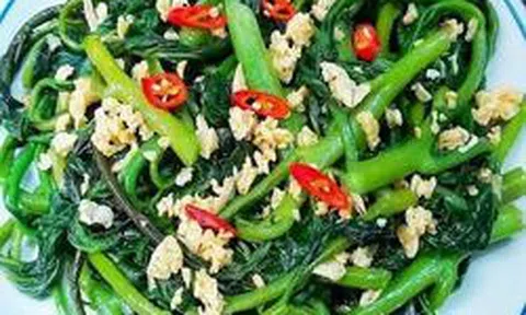 Chợ Việt có 1 loại rau nấu lên nhơn nhớt nhưng là “dược liệu vàng”: Ăn vào mát gan, bổ mắt, lại dưỡng xương cực hiệu quả