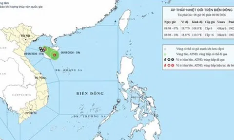 Áp thấp nhiệt đới trên Vịnh Bắc Bộ, liệu có mạnh lên thành bão?