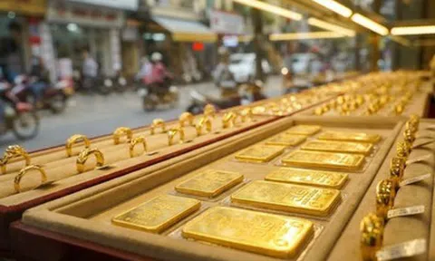 Giá vàng hôm nay (11/8): Lại tăng phi mã