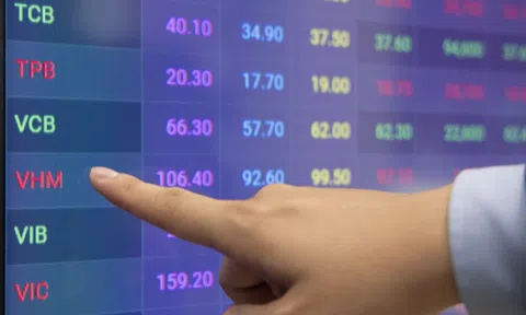 Nhà đầu tư 'ngại' xuống tiền, VN-Index quay đầu giảm