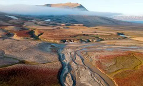 Phát hiện khu vực rộng gần 8.500 km² có trữ lượng ước tính 13 tỷ thùng dầu, trị giá 1.000 tỷ USD
