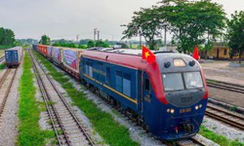 Tổng công ty Đường sắt Việt Nam chuyển đổi thành Tập đoàn Đường sắt Quốc gia Việt Nam