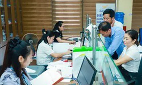 Bộ Nội vụ sẽ tham mưu điều chỉnh lương khu vực công nhằm động viên cán bộ