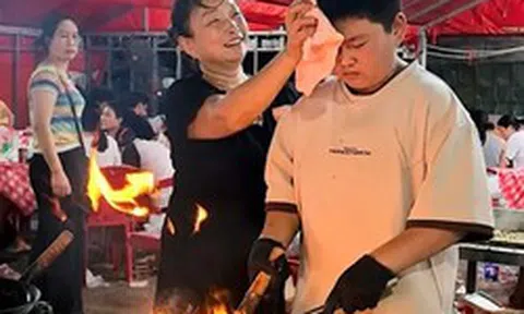 Bức ảnh khiến các bậc phụ huynh phải thốt lên: Có được đứa con như này quý hơn "vàng mười"!
