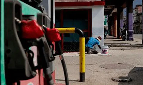 Thiếu nhiên liệu trầm trọng, Cuba xuất hiện 'chợ đen' xăng Mỹ giữa lệnh cấm vận, giá có lúc lên đến 260.000 đồng/lít