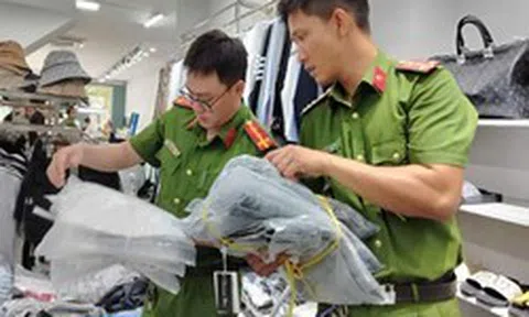 Công an rà soát các hội nhóm mạng xã hội, kiểm tra loạt cơ sở kinh doanh: Nhiều đối tượng bị xử phạt vì hành vi này