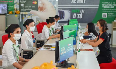 Một ngân hàng hạ lãi suất ở nhiều kỳ hạn, dự báo đến cuối năm ra sao?