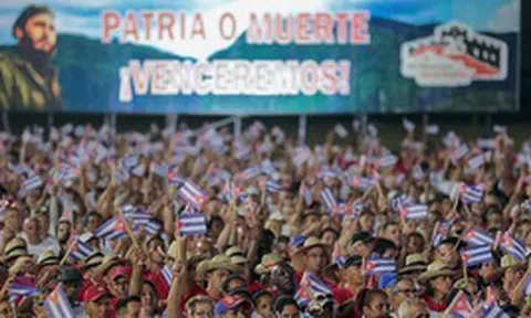 Cuba vừa nhận món quà nặng 15.000 tấn từ láng giềng của Việt Nam