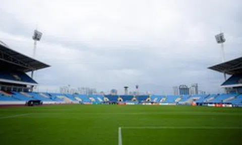 Cận cảnh mặt cỏ sân Mỹ Đình xanh mướt, cực đẹp trước trận ĐT Việt Nam vs Malaysia tranh vé vào chung kết ASEAN Cup