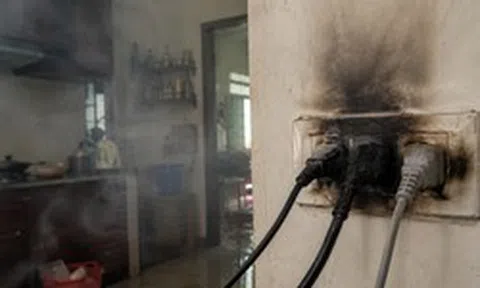 Phát hiện mùi khét trong nhà nên làm gì đầu tiên?