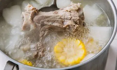 Lời khuyên cho những người thường chần thịt bằng nước sôi trước khi nấu