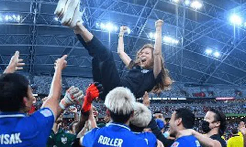 Maddam Pang tên thật là gì và từng chịu chi thế nào cho đội bóng vừa thua Việt Nam 2-0?