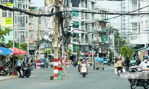 Dự án đường Chu Văn An sắp hoàn thành, khi nào loạt trụ điện được di dời?