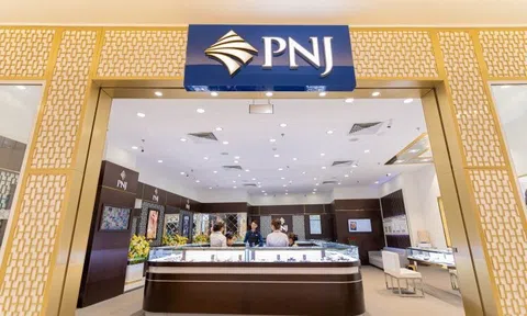 Chuyện gì đang xảy ra với cổ phiếu PNJ?