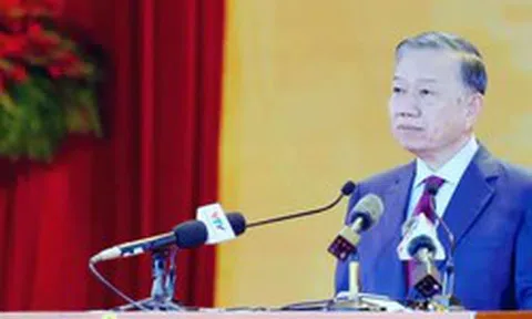 Tổng Bí thư, Chủ tịch nước: Quảng Ninh cần tiếp tục chuyển đổi từ 'nâu' sang 'xanh'