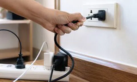 4 thiết bị điện “chạy ngầm” 24/7 ngay cả khi đã bấm nút tắt